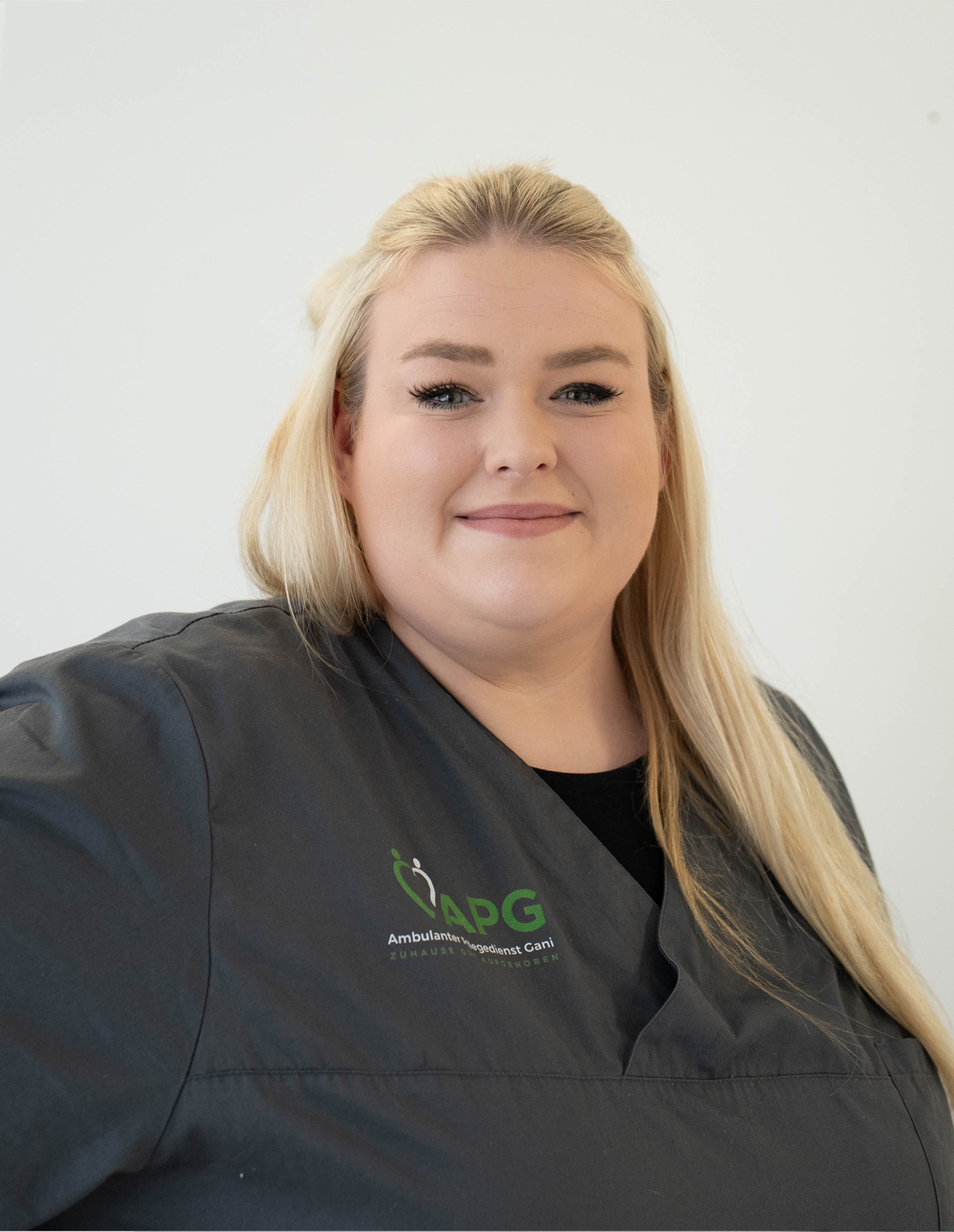 Michele Möller, Gesundheits- und Pflegeassistentin - Ambulanter Pflegedienst Gani GmbH Michele Möller, Gesundheits- und Pflegeassistentin - Ambulanter Pflegedienst Gani GmbH