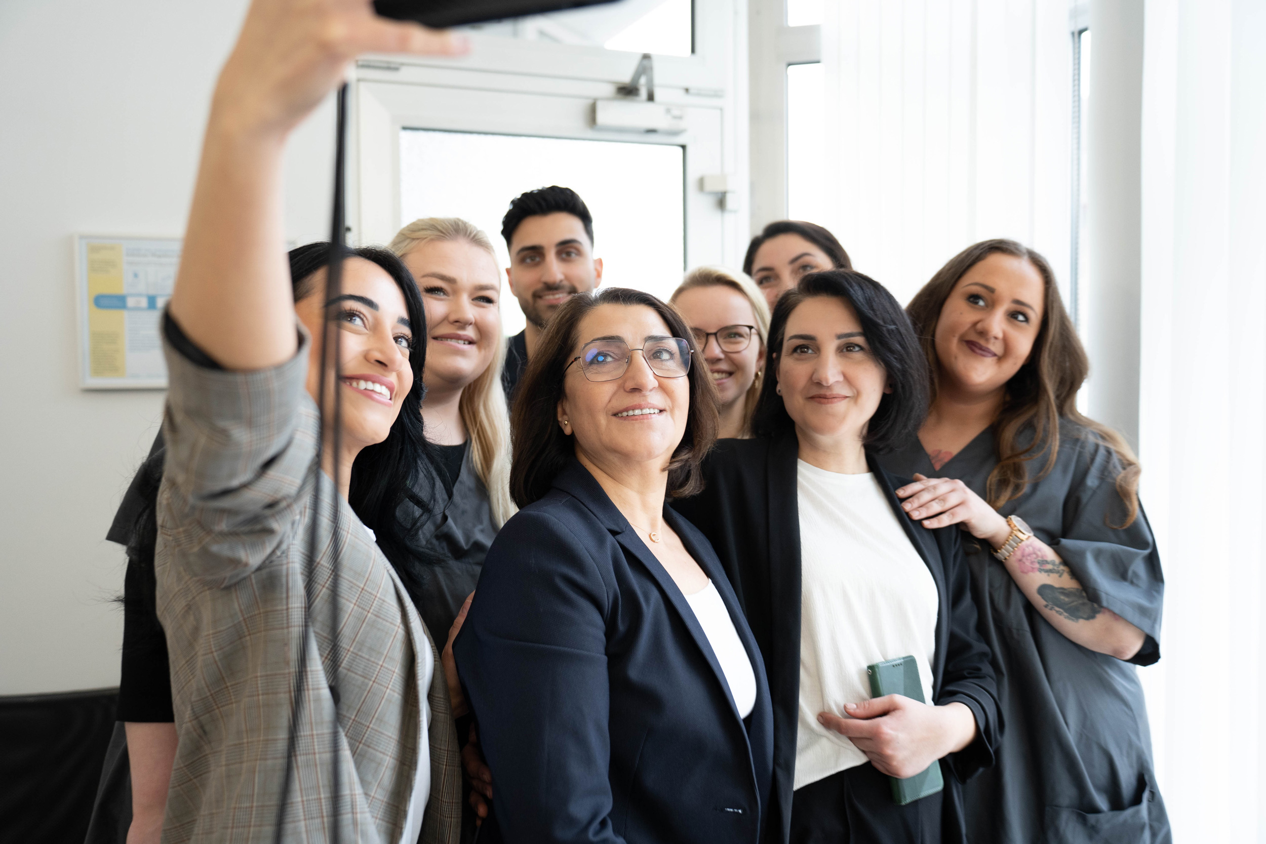 Mitarbeiter des Pflegedienst Gani – Gruppenfoto Mitarbeiter des Pflegedienst Gani – Gruppenfoto